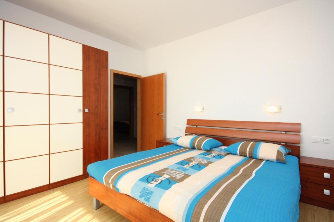 Apartments By The Sea Kampor, Rab - 4986 Экстерьер фото